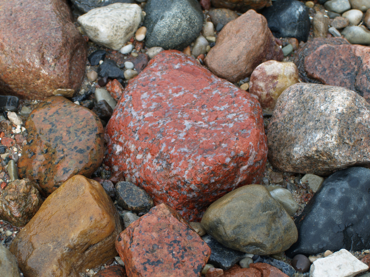 Nonnenloch - Steine am Strand_3