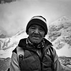 Norbu Sherpa, Träger