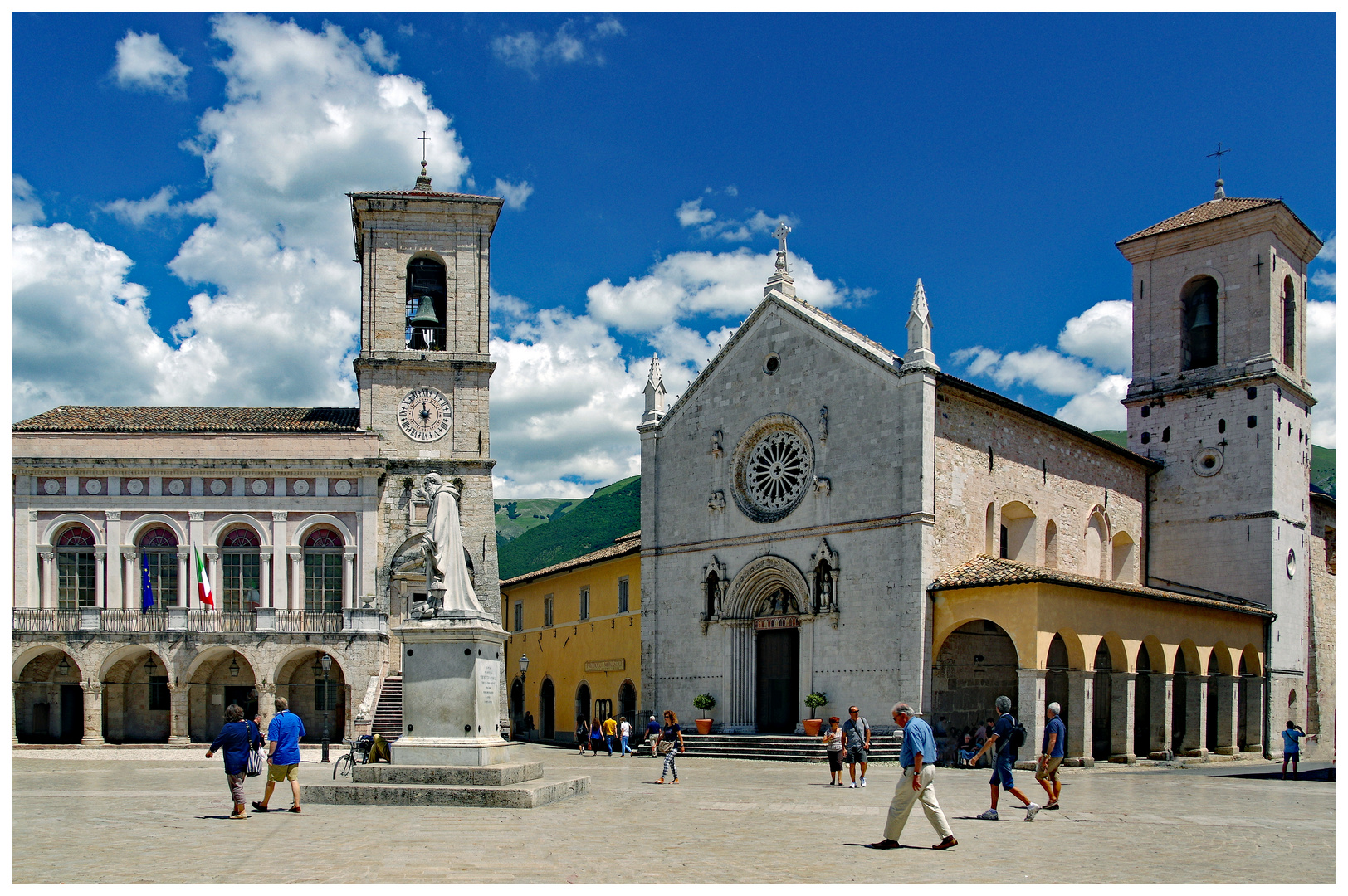 NORCIA, prima del  terremoto ....