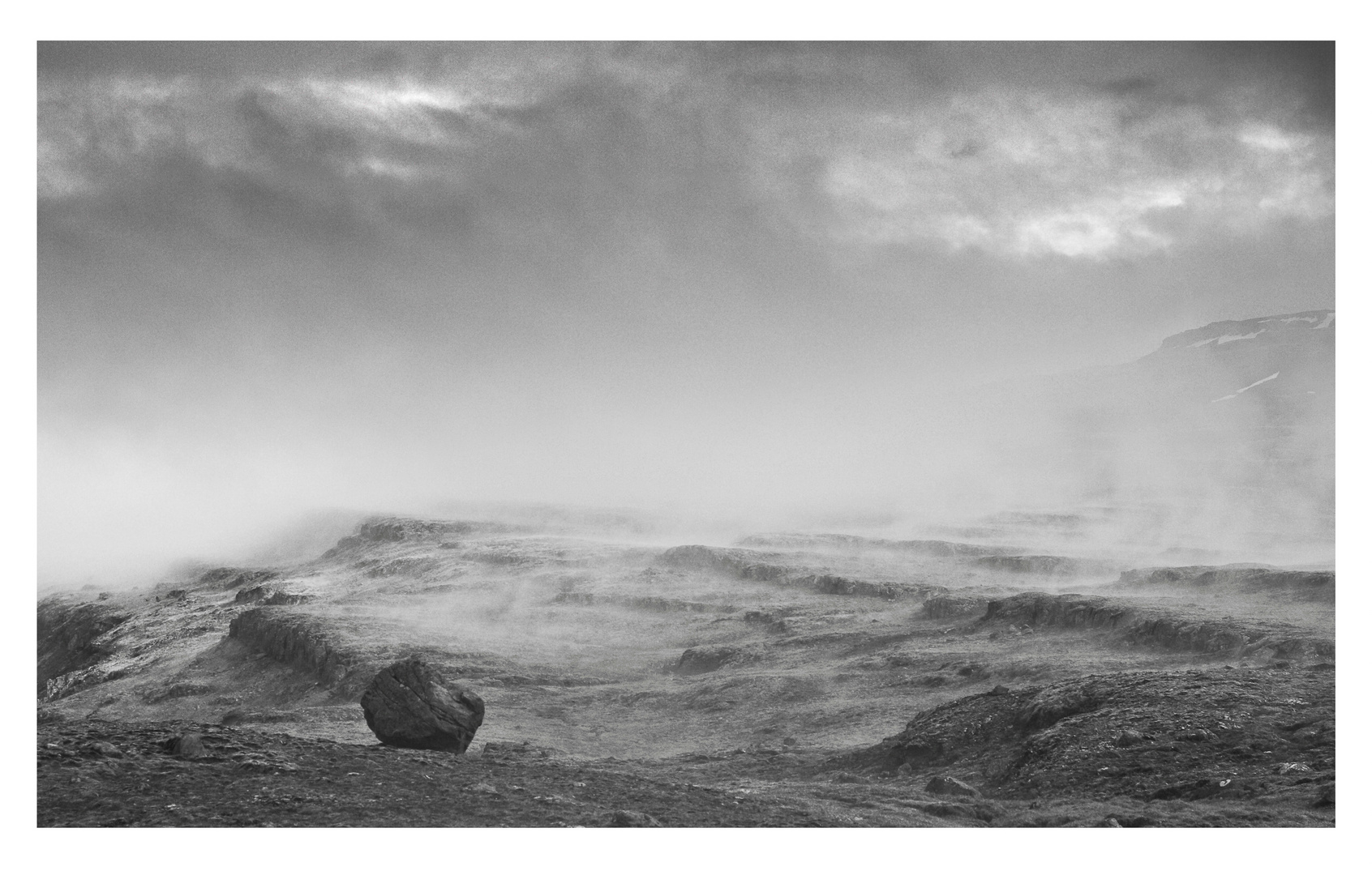 Nord-Island im Nebel SW