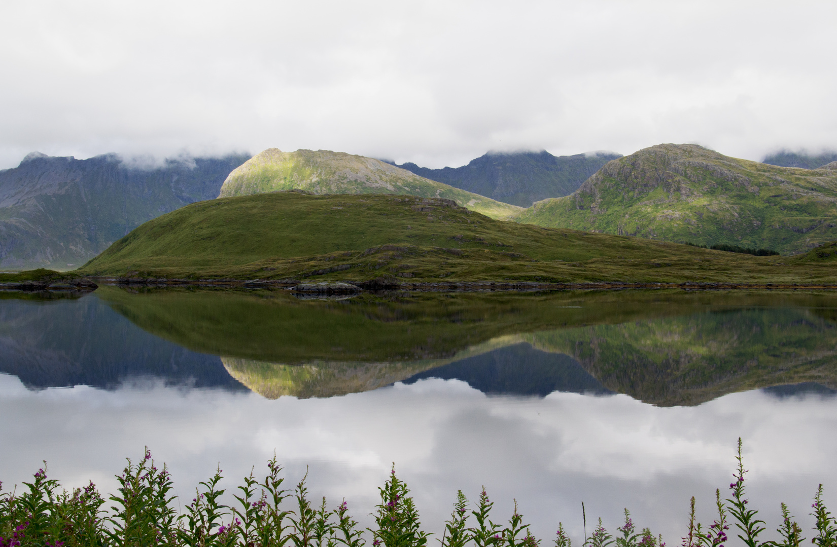 Nord Norwegen Spiegelsee