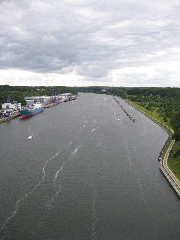 Nord-Ostsee-Kanal von der Holtenauer Hochbrücke