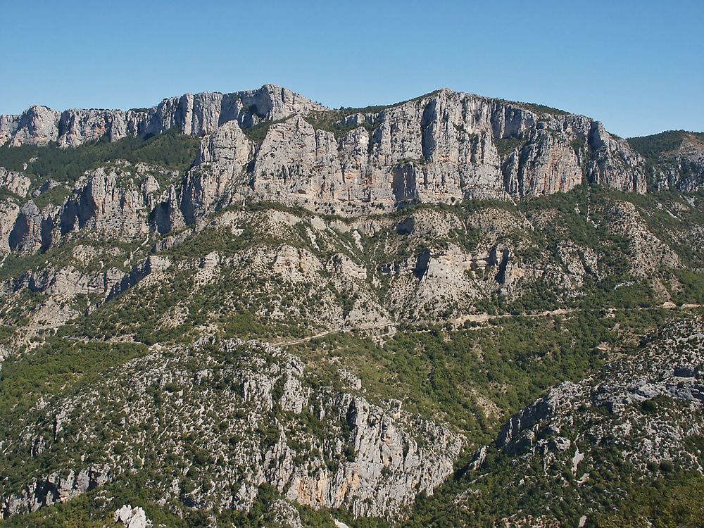 Nordabhang der Klippen des Grand Canyon du Verdon (France, Haut Provence)