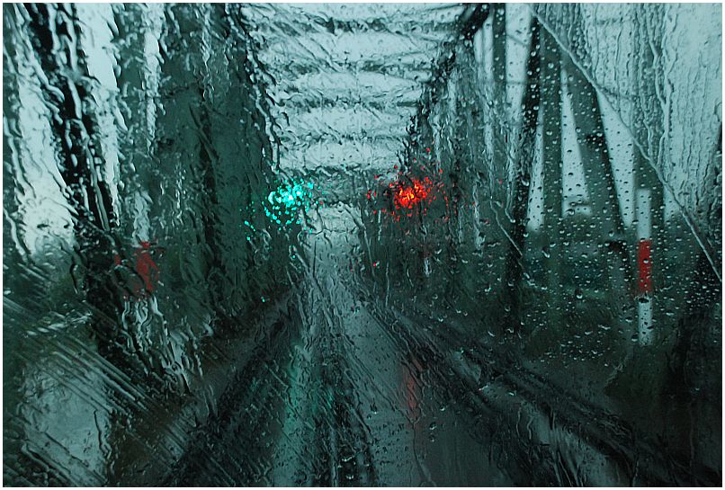 Nordbahnbrücke im Regen