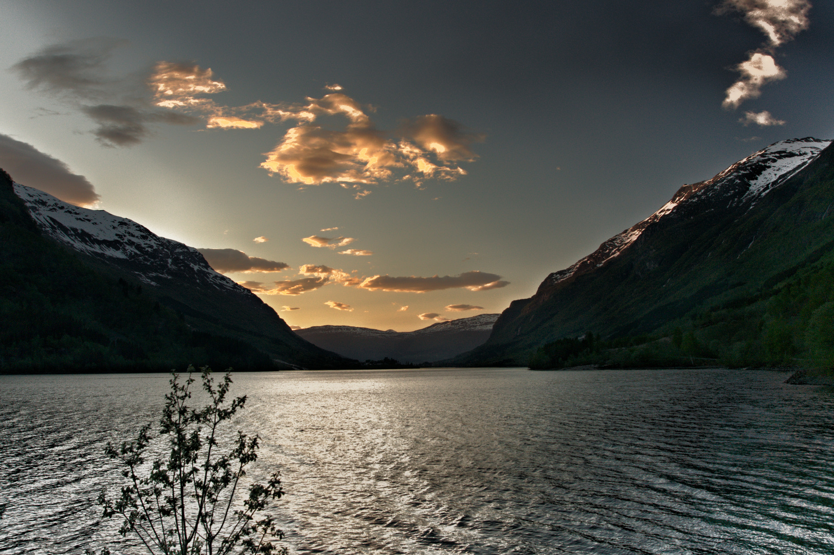 Nordfjord am Abend