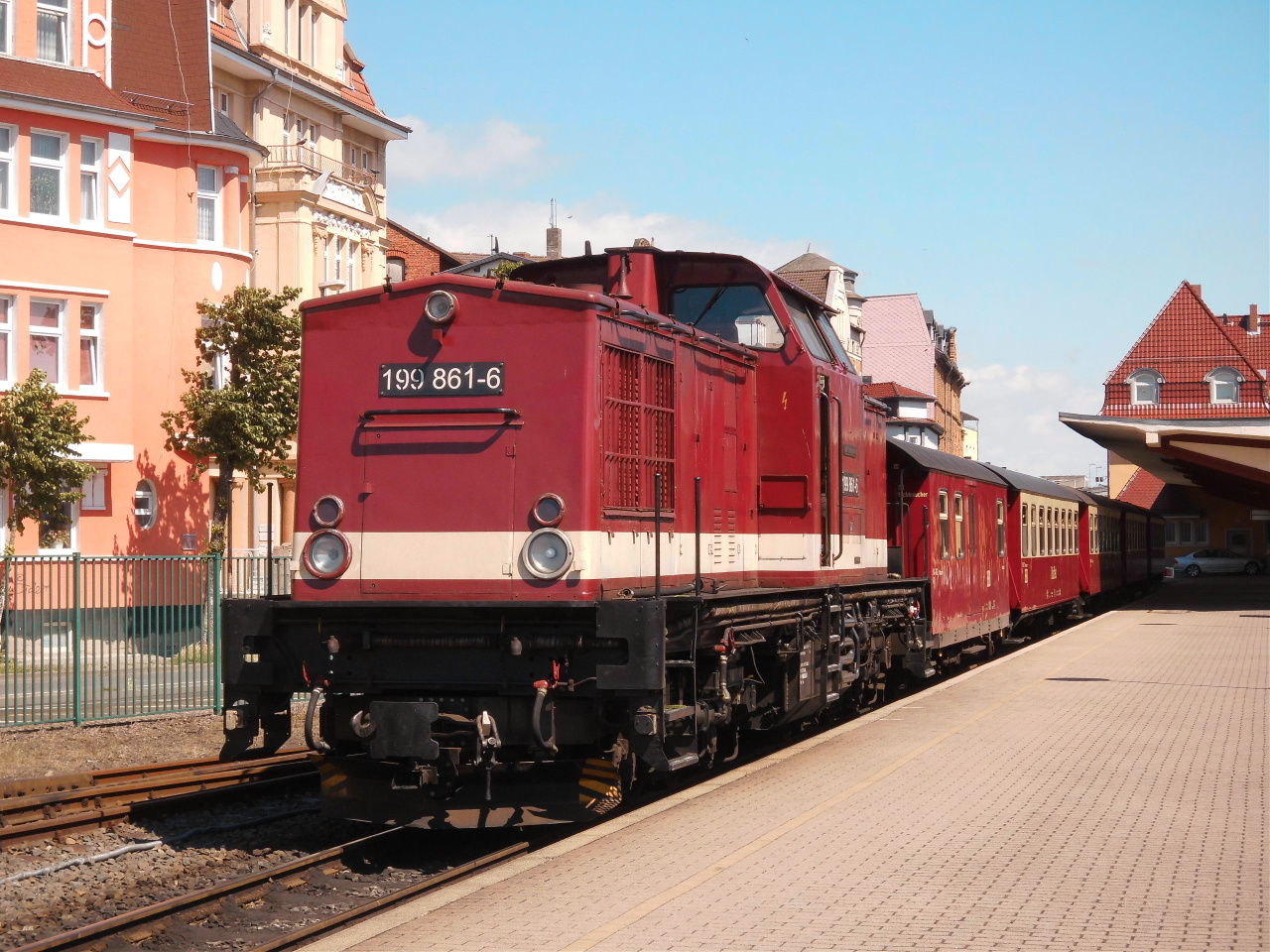 Nordhäuser Selketalexpress mit dem Harzkamel.