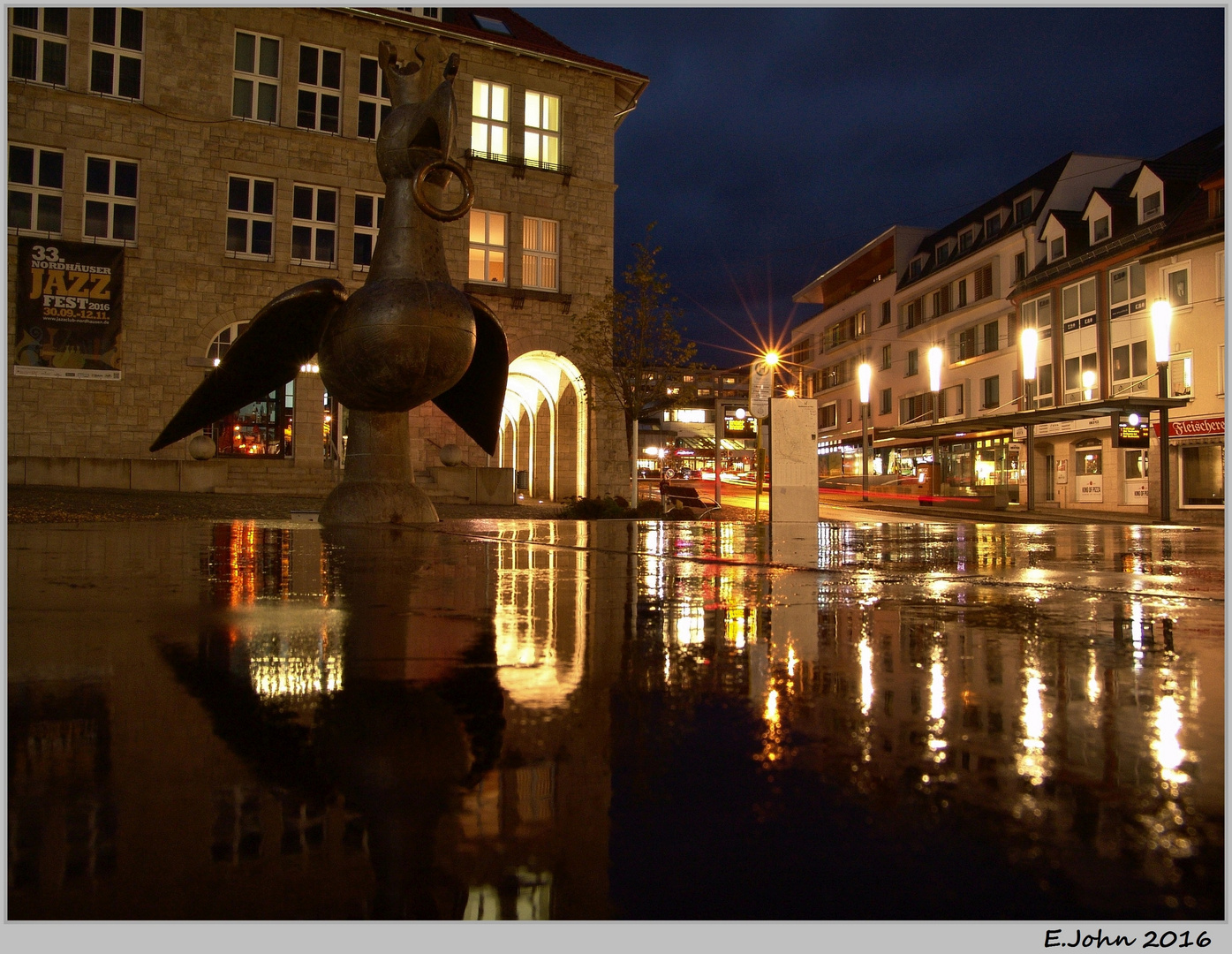 Nordhausen am Harz, Markt am Rathaus  am Abend (3)