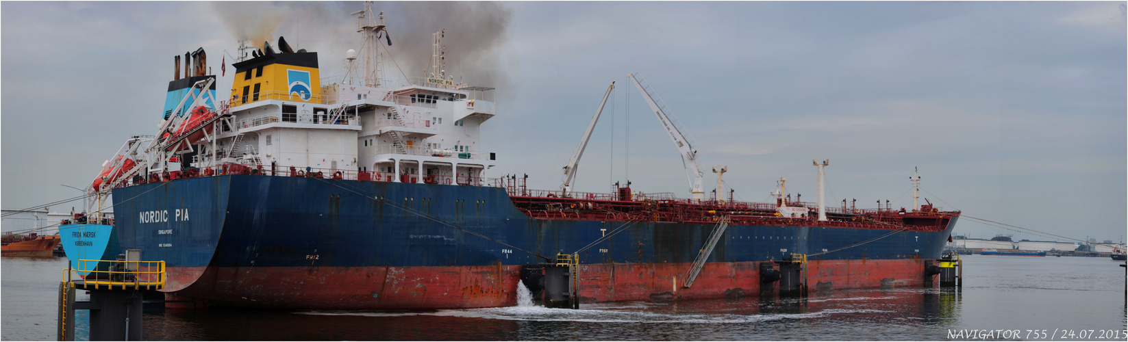 NORDIC PIA / Oil/Chemical Tanker / Rotterdam