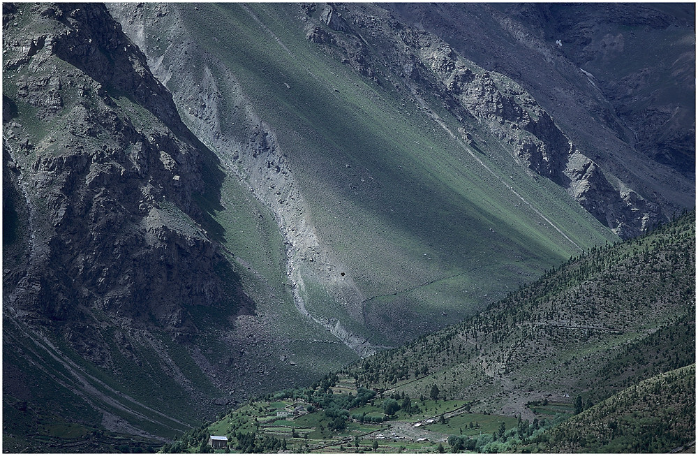 NORDINDIEN - LADAKH - ZWISCHEN HIMMEL UND ERDE - KEYLONG (08 29)