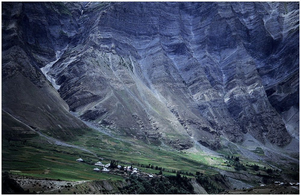 NORDINDIEN - LADAKH - ZWISCHEN HIMMEL UND ERDE - KYLONG - BARALACH LA (106N)