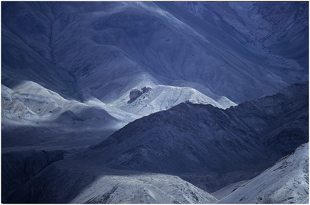 NORDINDIEN - LADAKH - ZWISCHEN HIMMEL UND ERDE - LEH - KLOSTER LAMAYURU (18 14)