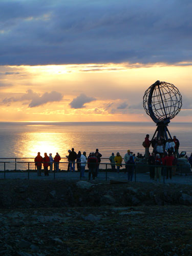 Nordkap bei Mitternachtssonne