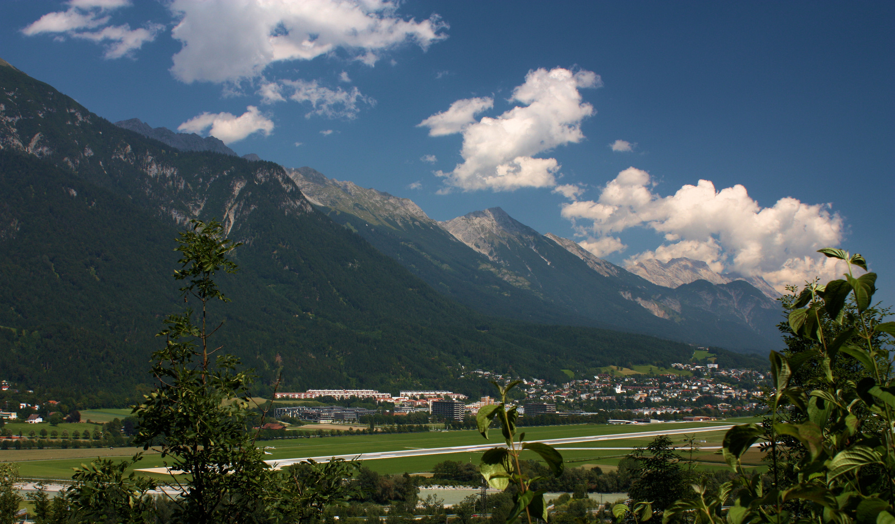 Nordkette mit Blick auf Flugehafen Innsbruck