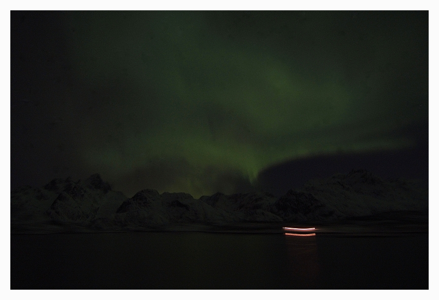 Nordlicht über dem Trollfjord 2