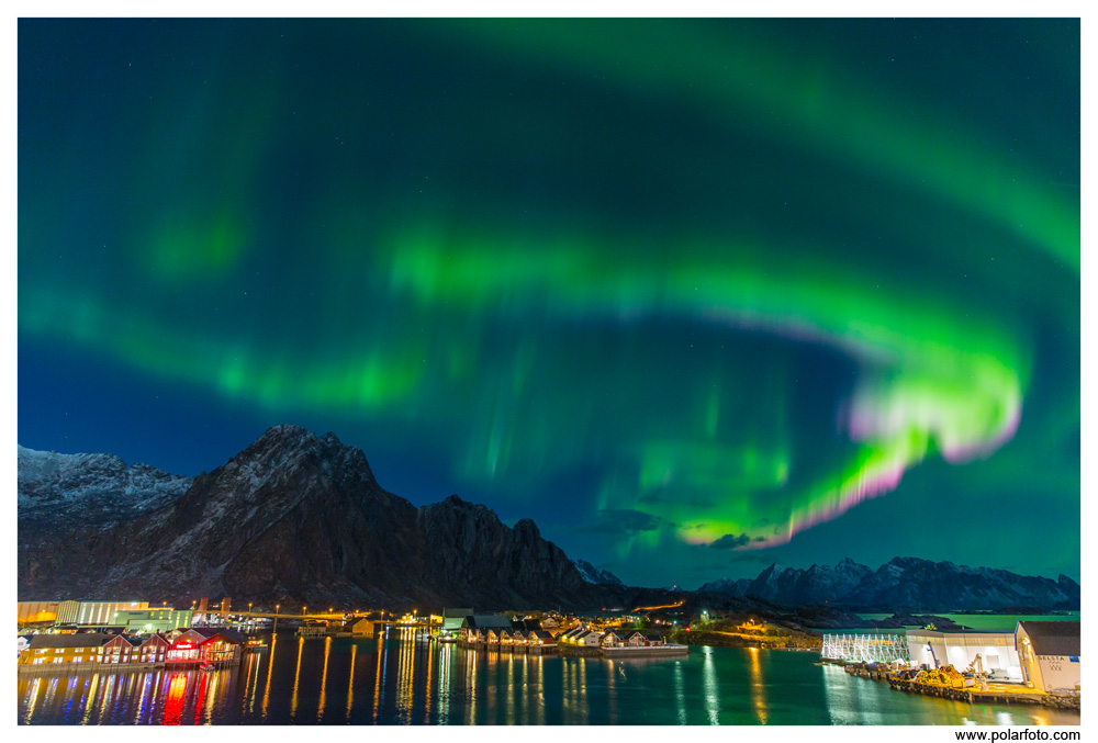 Nordlicht über Svolvær