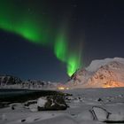 Nordlicht über Utakleiv (Lofoten)