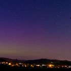 Nordlichter bei Schönbach, mit Windrad