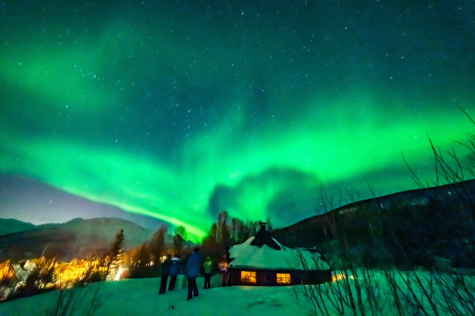 Nordlichter in Lakselvbukt, in den Lyngenalps, Troms