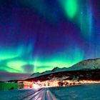 Nordlichter in Lakselvbukt, in den Lyngenalps, Troms