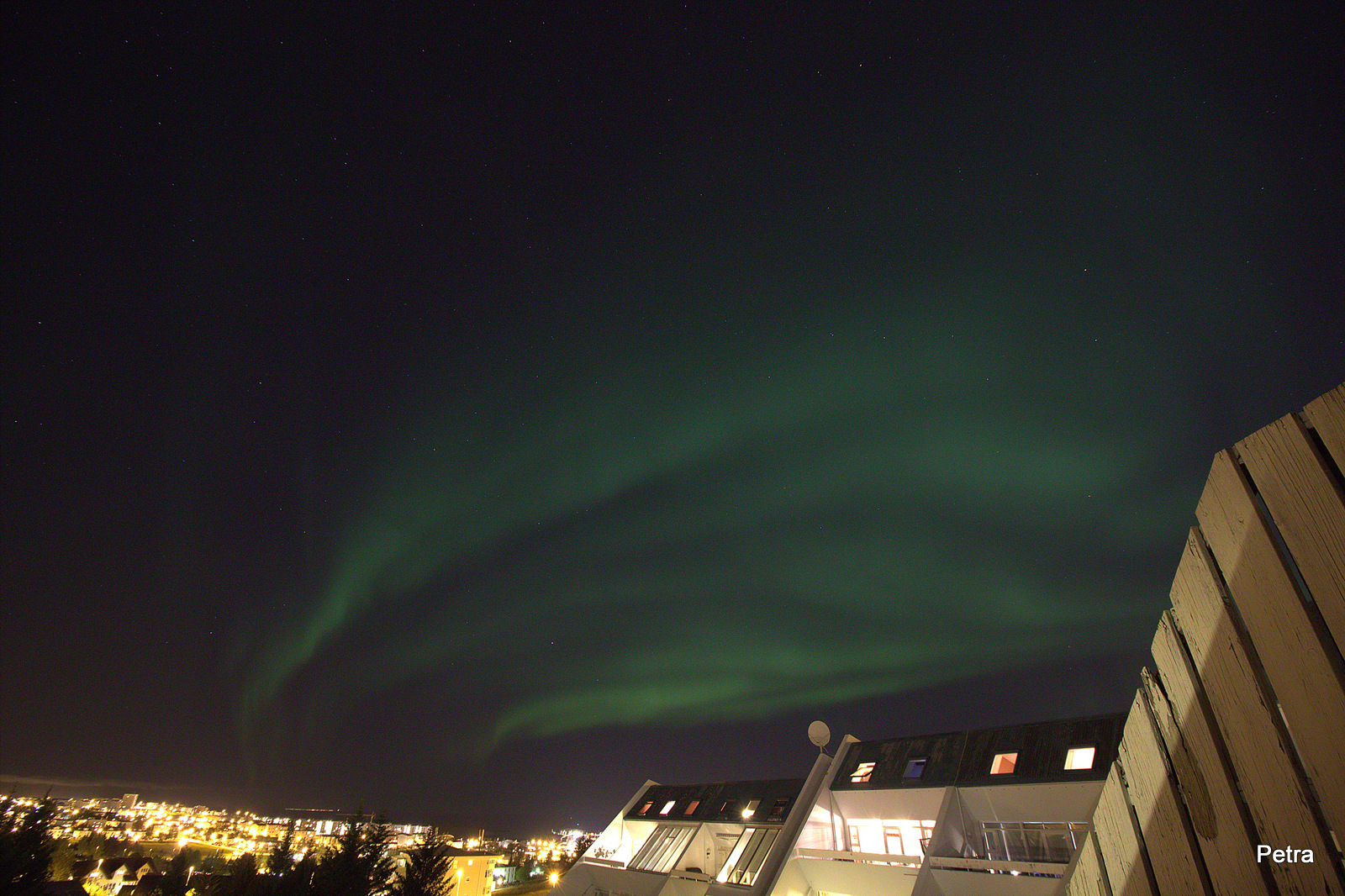 Nordlichter über Hafnarfjörður