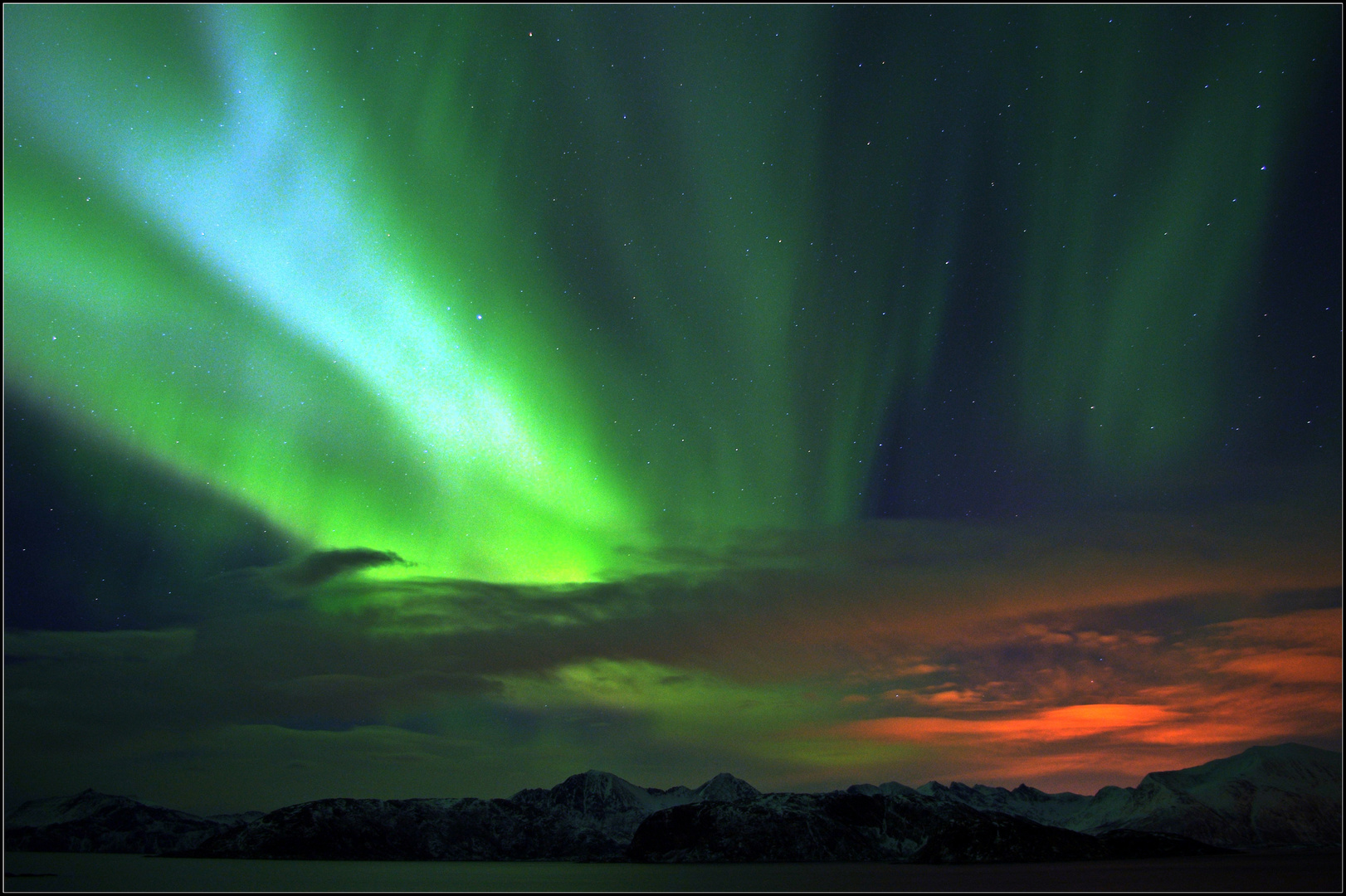 Nordlys über Kvaløya