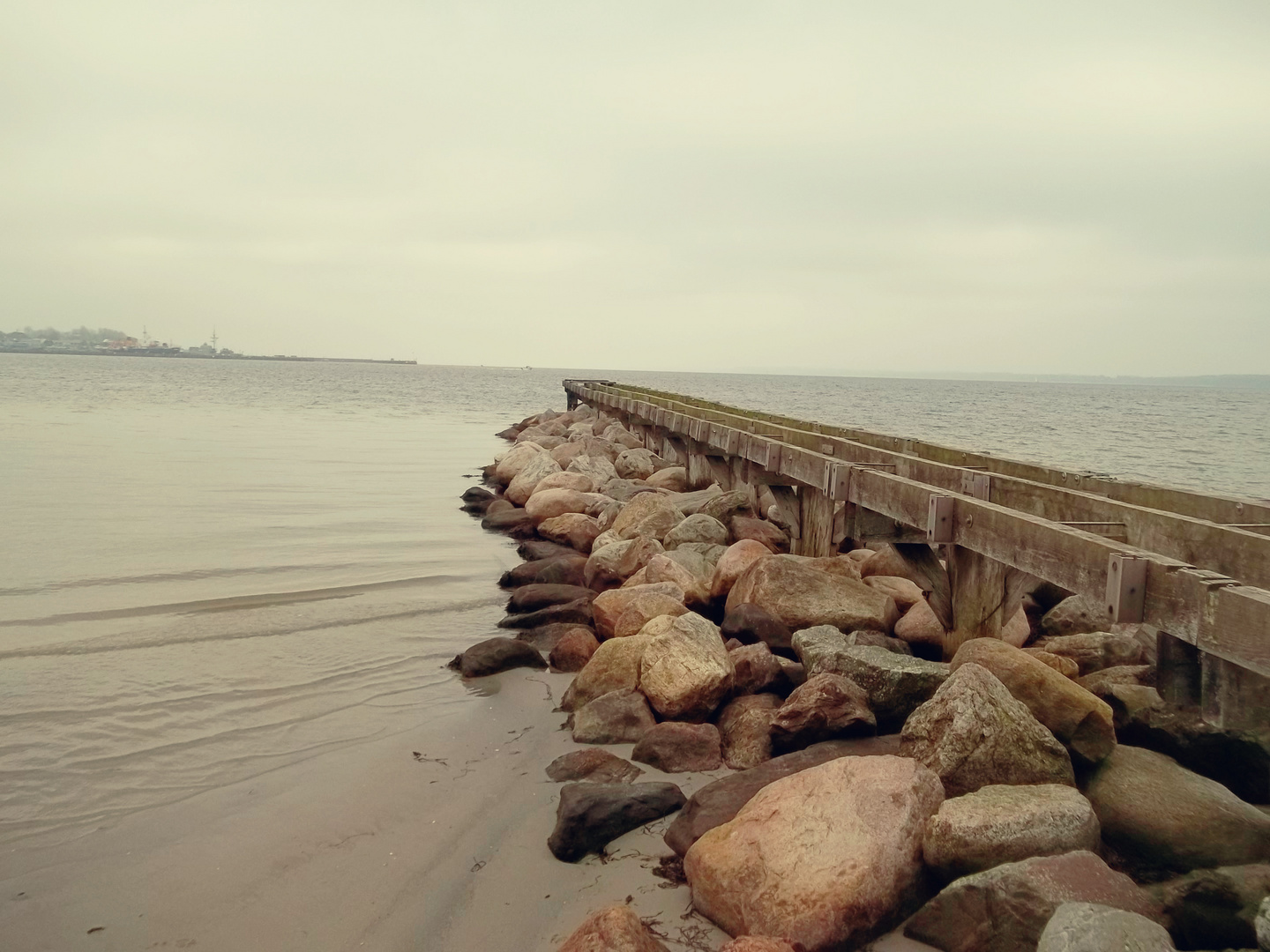 Nordsee 2012 Steg im Winter 2