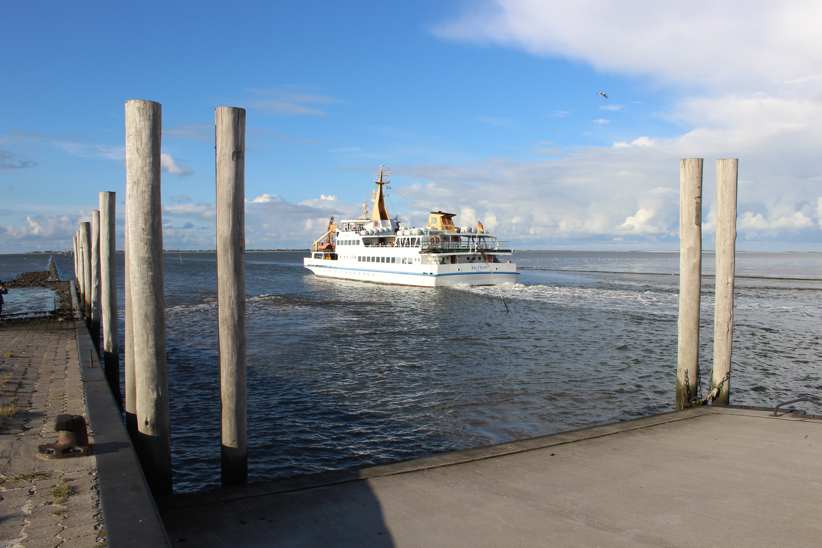 Nordsee - Hafen - Fähre Borkum