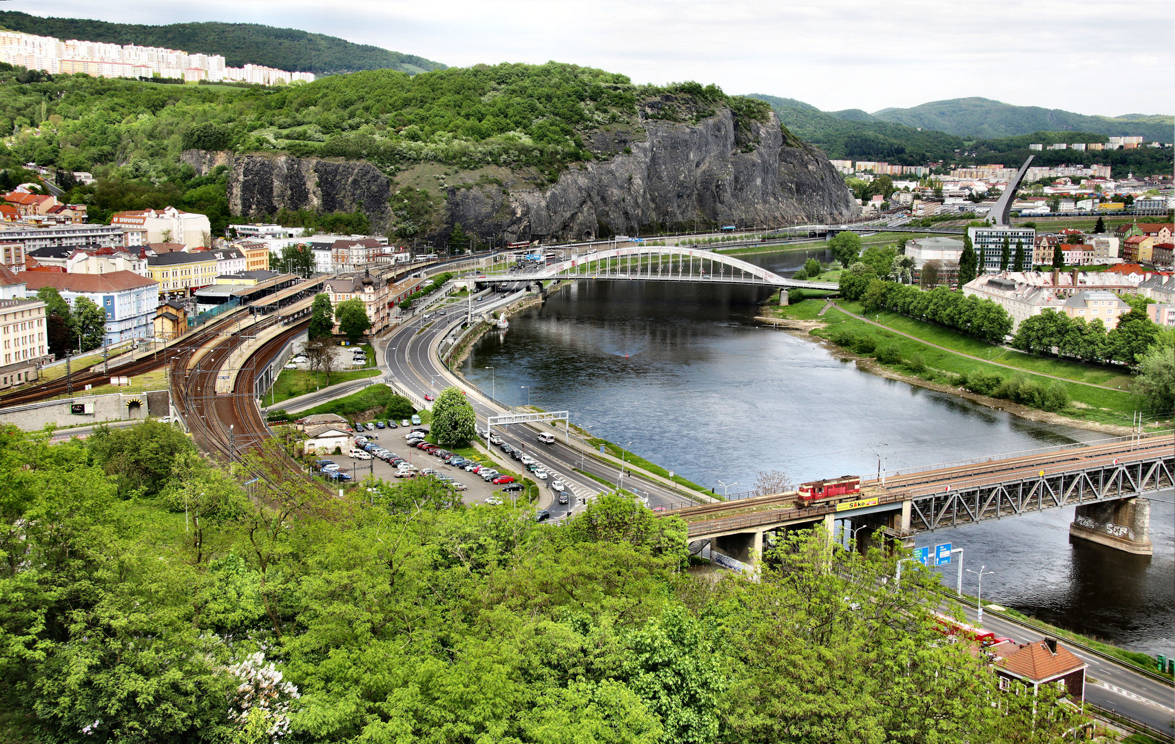 Nordtschechien Aussig (Ústí nad Labem) im April. Foto & Bild