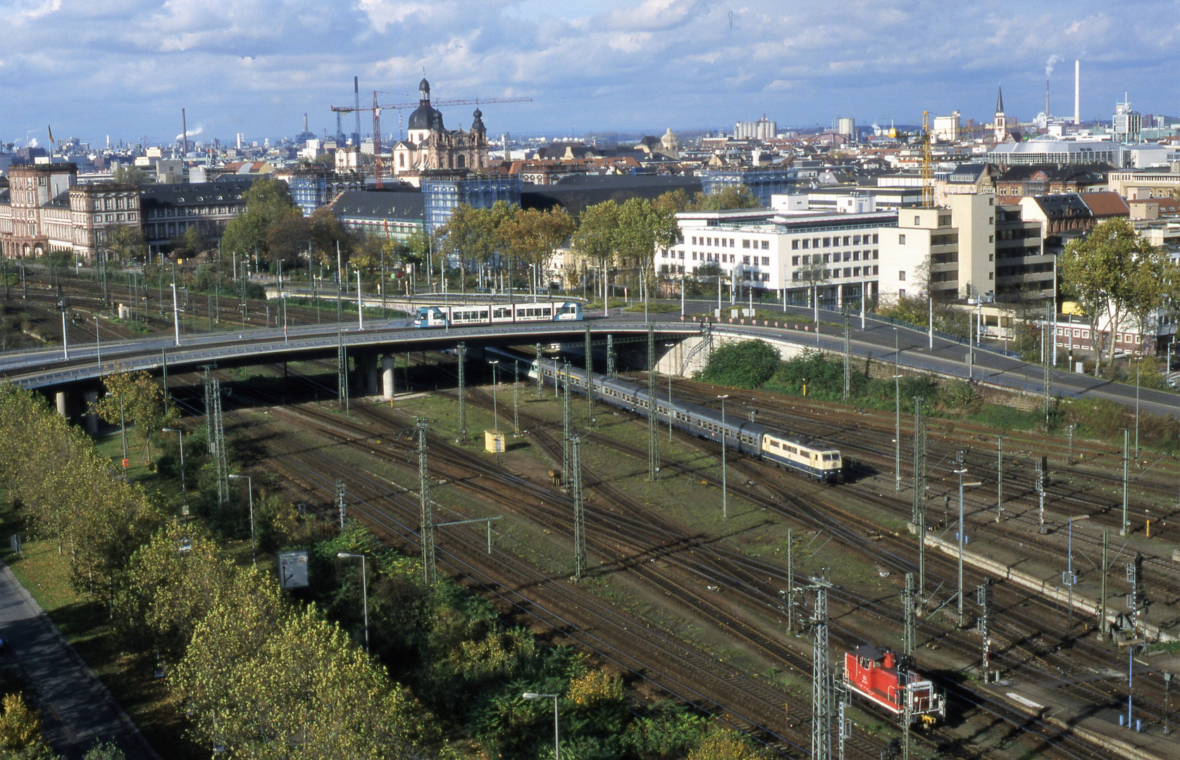 Nordwärtsblick am HBF Mannheim