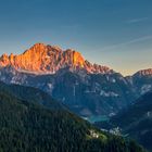 Nordwestwand der Civetta kurz vor Sonnenuntergang.