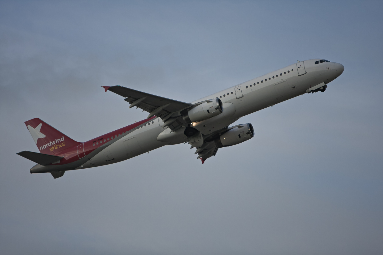nordwind airlines A321-232...