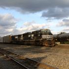 Norfolk& Southern NS#2753 EMD SD70ACe, NS#9621 GE44-9W, Auto Carrier Cars, Cresson