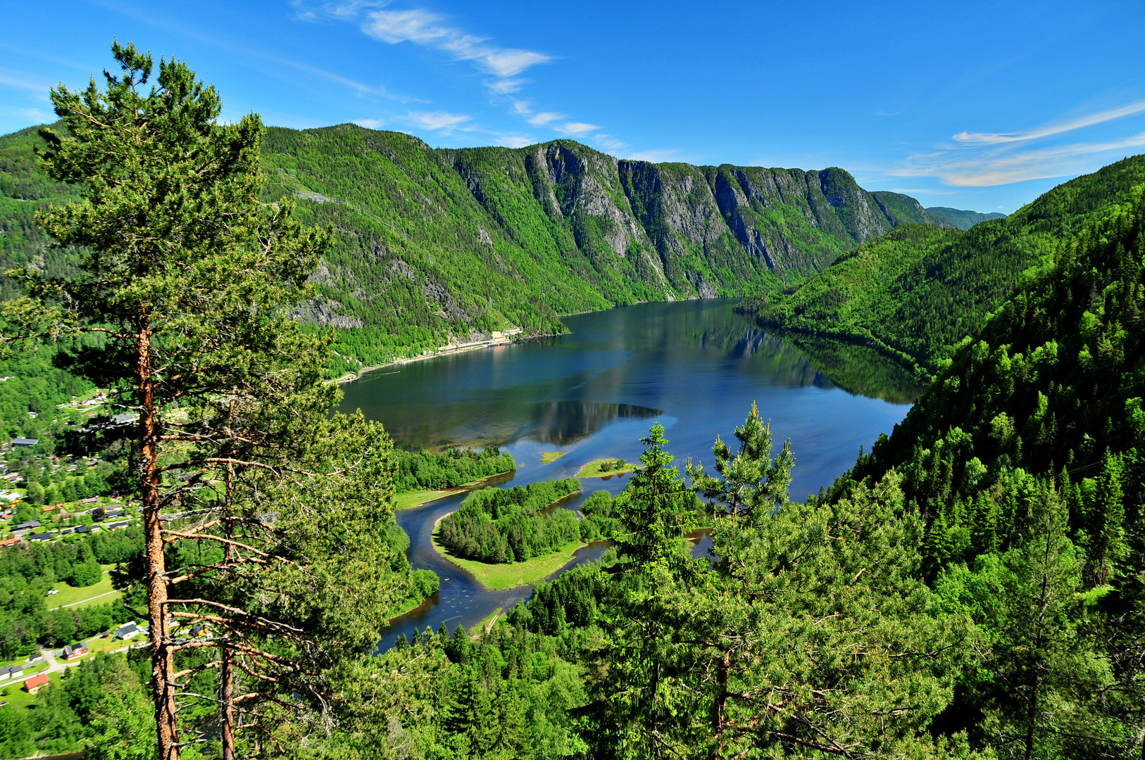 NORGE Blick auf Dalen Telemark Kanalen