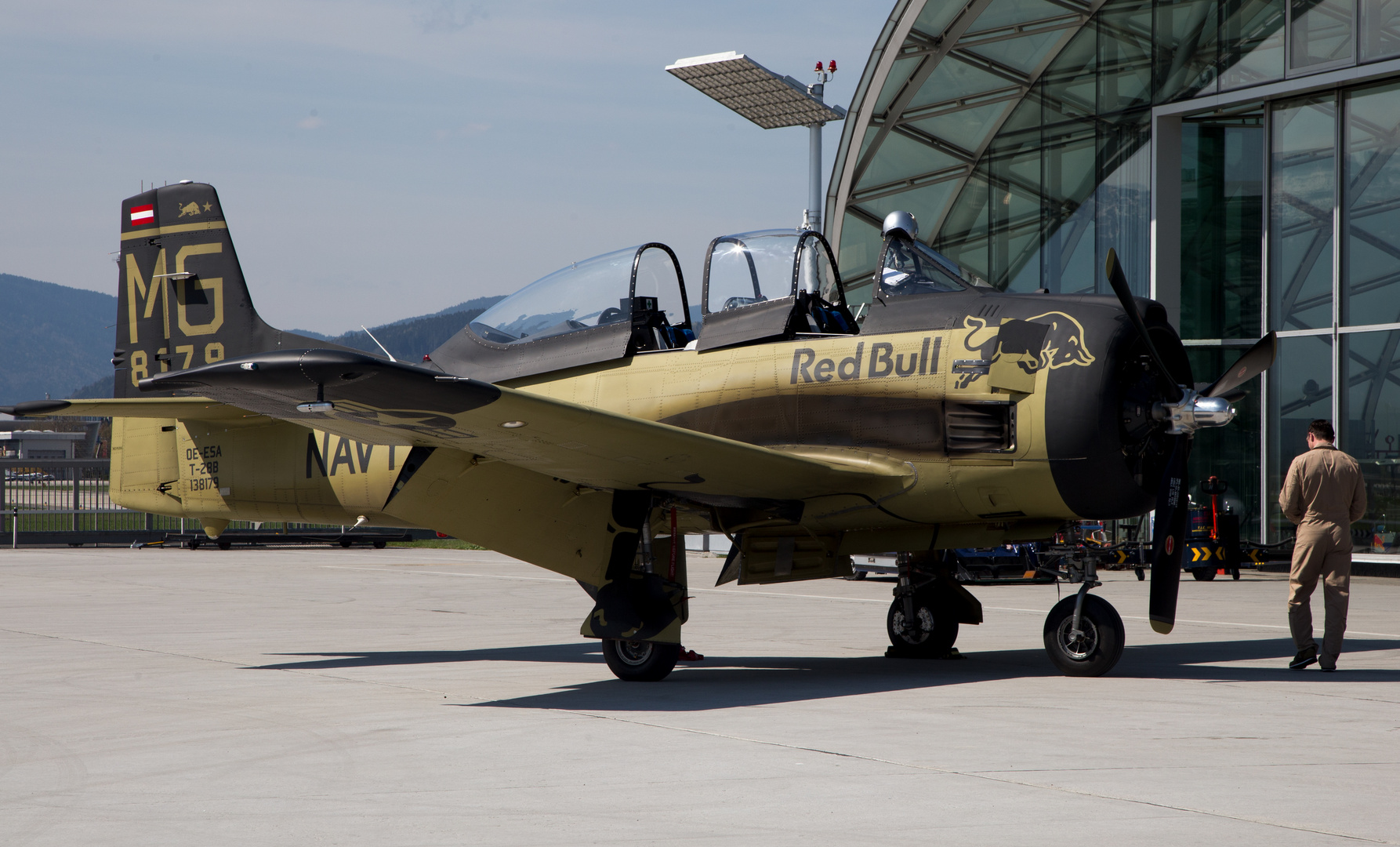 NORTH AMERICAN T-28B „TROJAN”