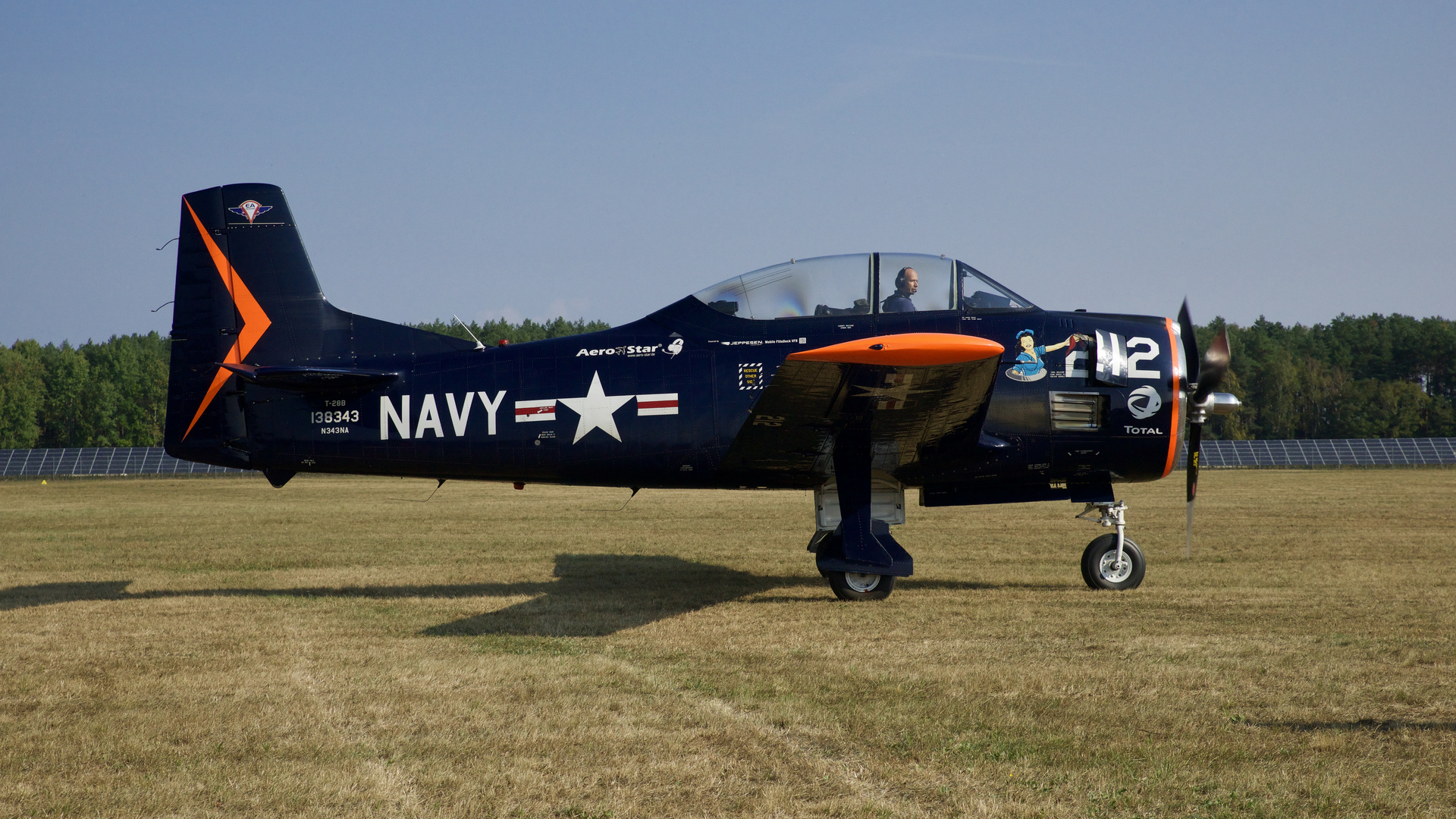 North American T-28B Trojan, N343NA in voller Schönheit