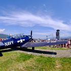 North American T-6 am Bodendisplay