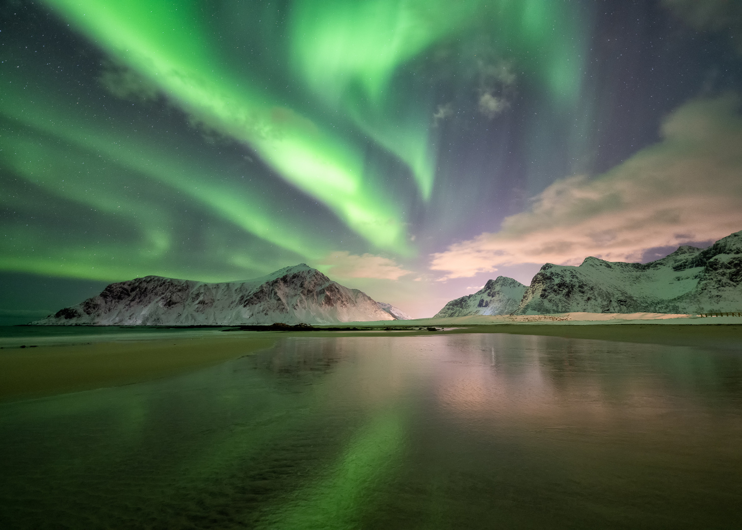  Northern Light – Skagsanden Beach 