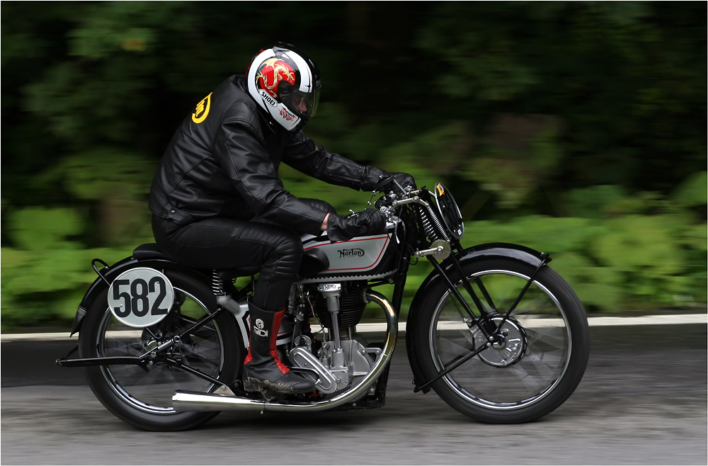 Norton N°582