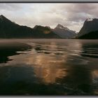 Norwegen - Abends am Fjord