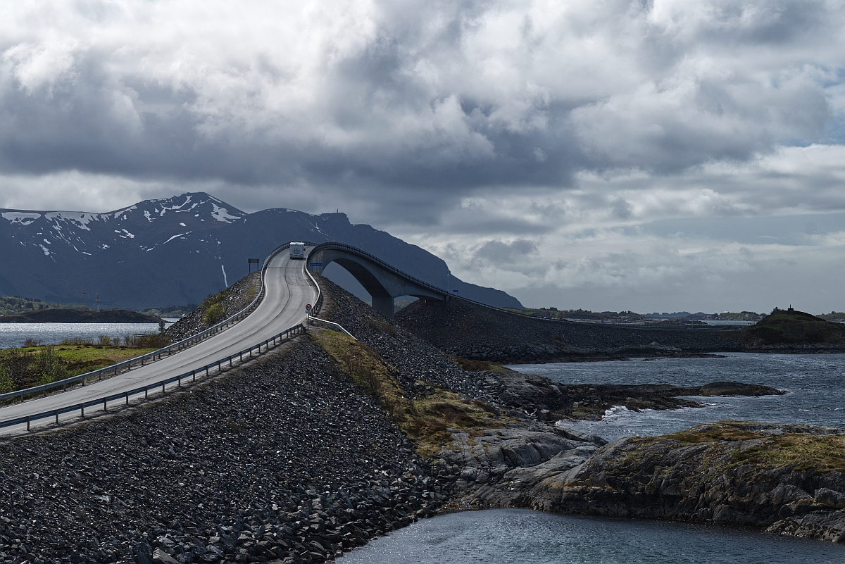 Norwegen Atlantikstrasse Størseisundbrua