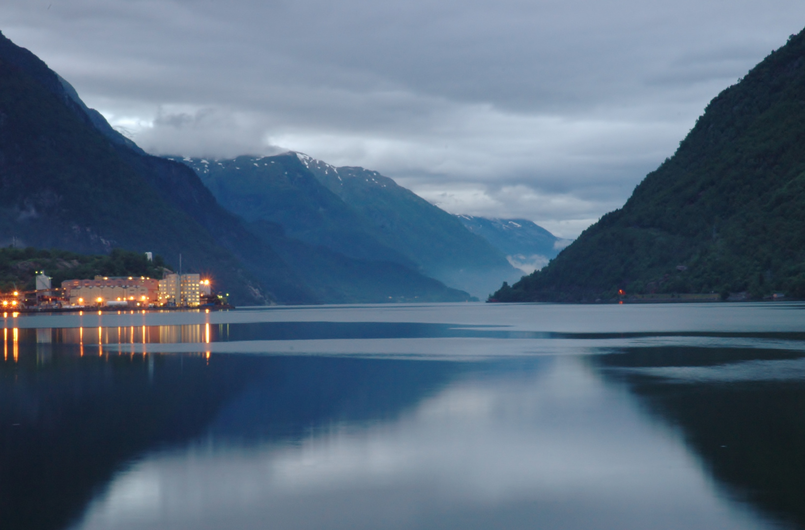 Norwegen bei Mitternacht