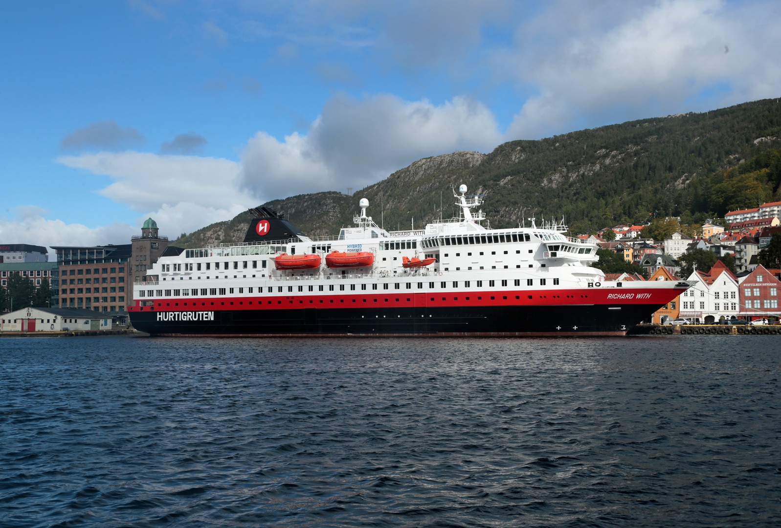 Norwegen - Bergen - MS Richard Wirth