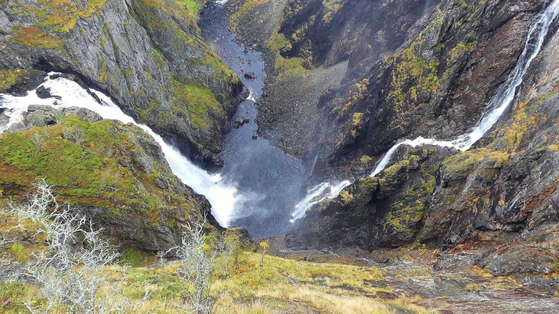 Norwegen-Kreuzfahrt / Vøringsfossen-Wasserfall 