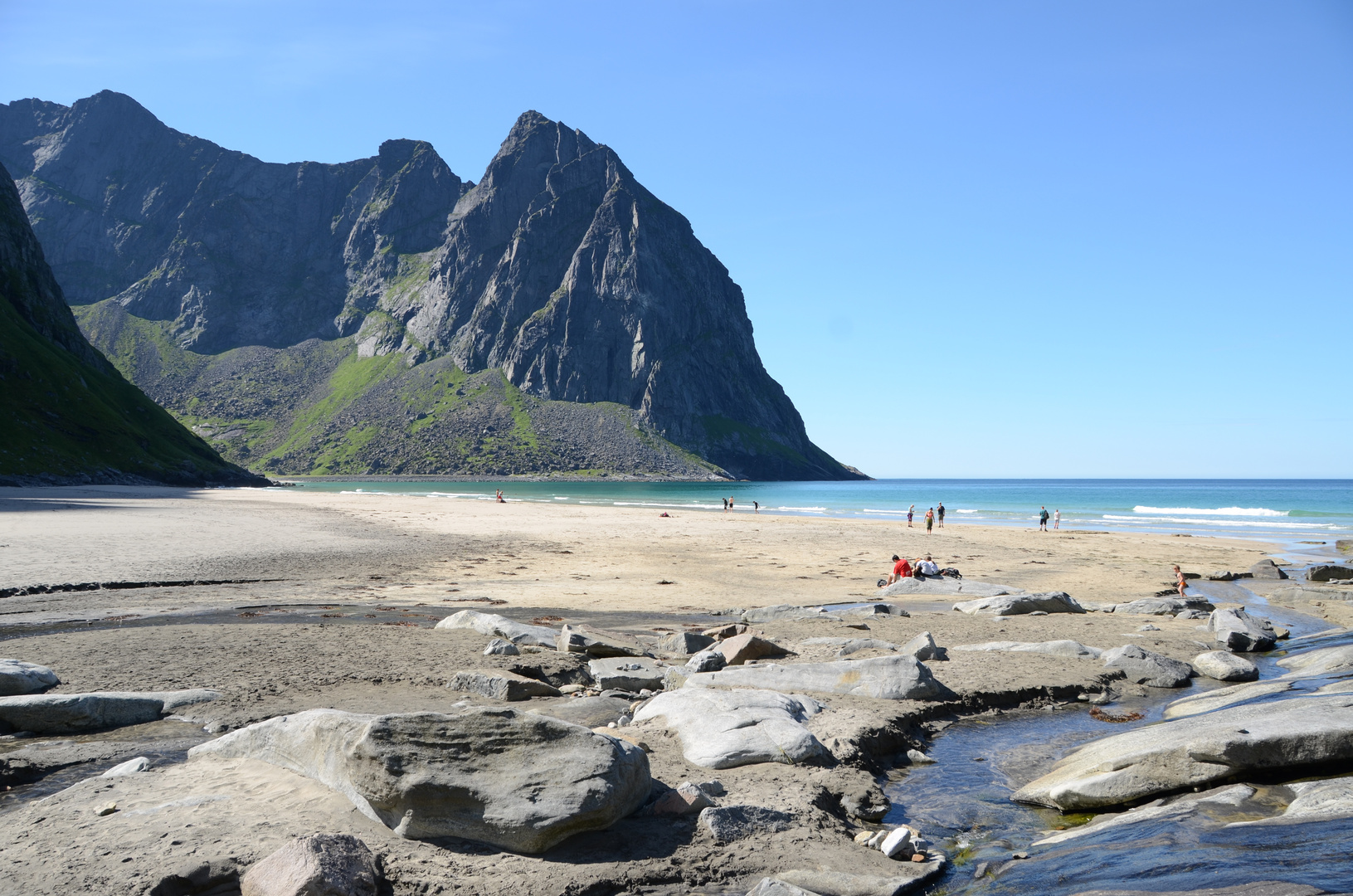 Norwegen - Kvalvika-Bucht