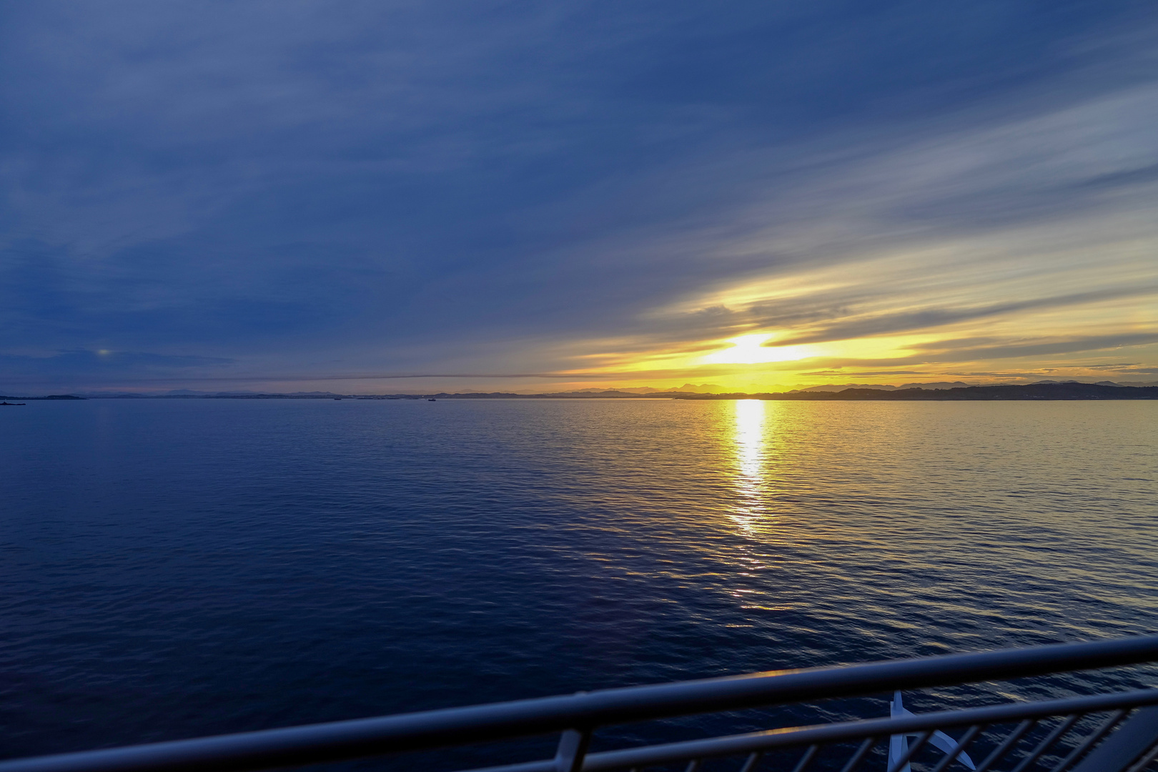 Norwegen, vor der Küste bei Bergen