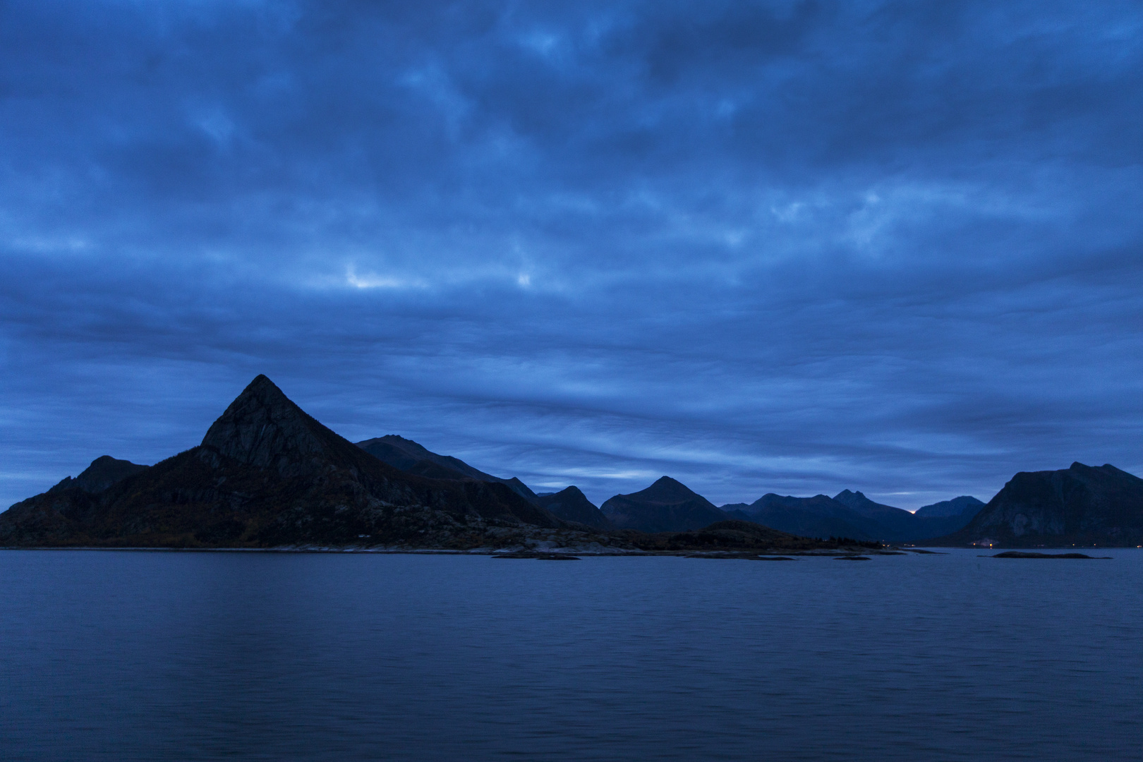 Norwegen zur blauen Stunde