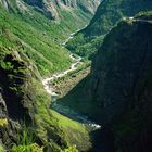 Norwegen,Grün und Felsig