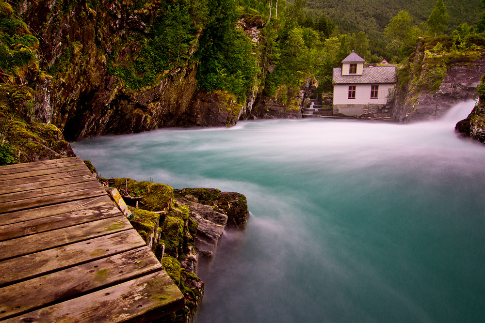 Norwegens tausende (tosende) Wasser