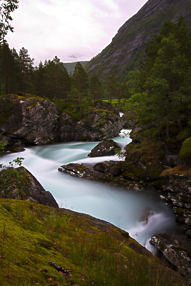 Norwegens tausende (tosende) Wasser