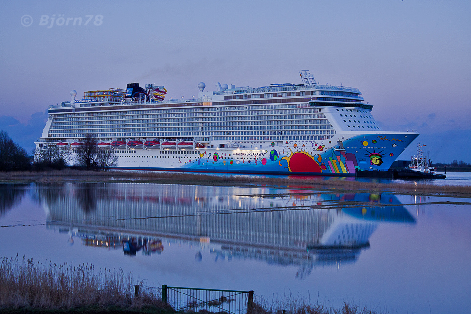 - Norwegian Breakaway -